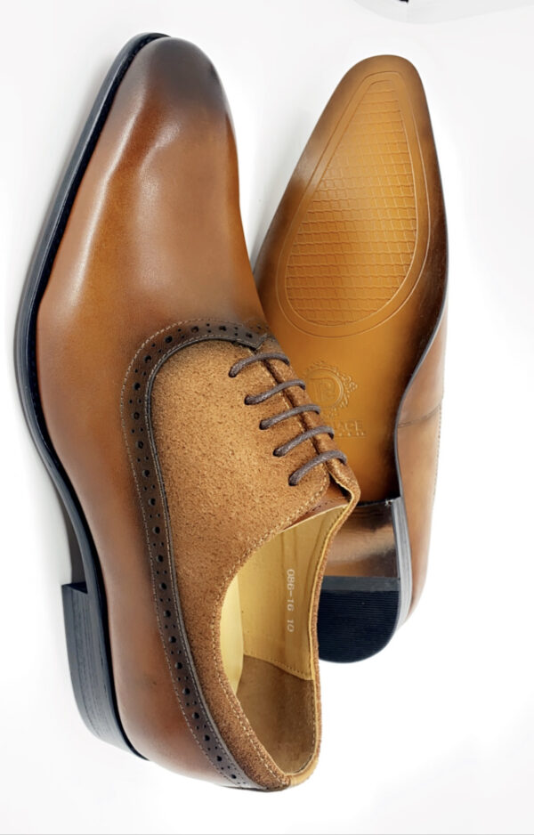 Shoe